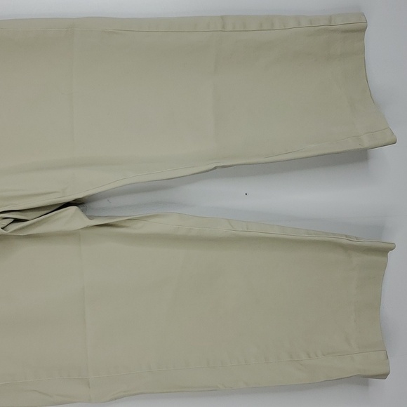 LL Bean Cropped Pants Khaki Light Tan Mid Rise Straight Taper Womens 10 - Picture 3 of 9